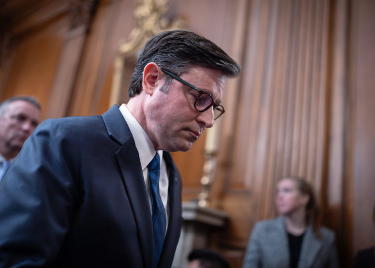 Spiraling effects of the shutdown leave lawmakers grasping for ways to end it