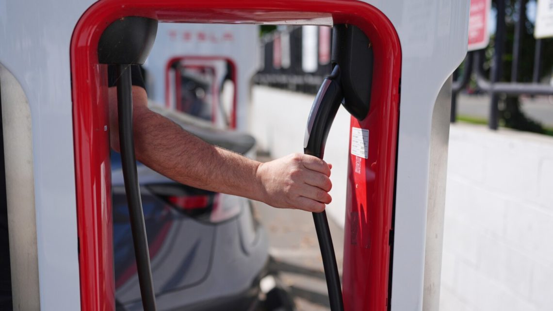 Study finds EVs quickly overcome their energy-intensive build to be cleaner than gas cars