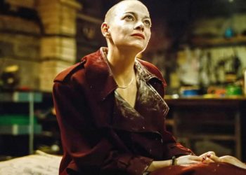 The Alien Invaders Just Want to Chat