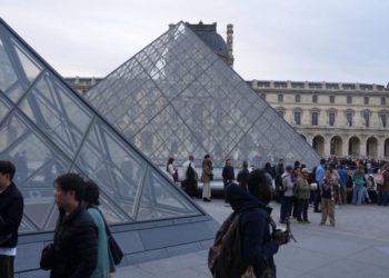 The Louvre reopens 3 days after thieves took French crown jewels in daylight heist