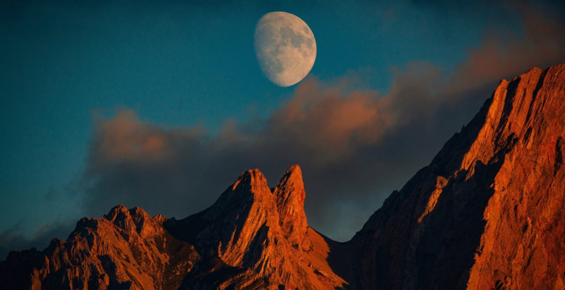 Today’s Moon Phase: October 30, 2025