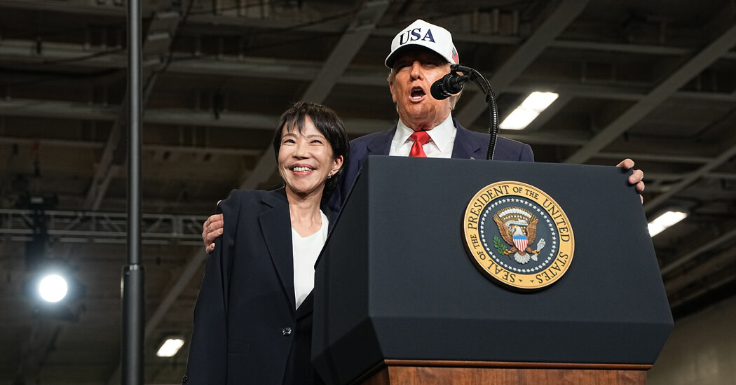 Trump Bonds With Japan’s Leader Over Baseball and U.S. Beef