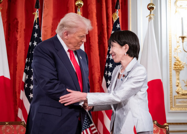 Trump Wins Praise in Japan, but No Movements on Trade