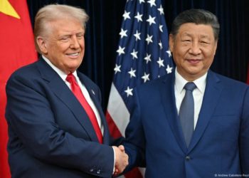 Trump and China’s Xi meet to try to roll back trade tensions