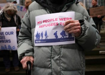 Trump announces  lowest refugee admission cap in US history at 7,500