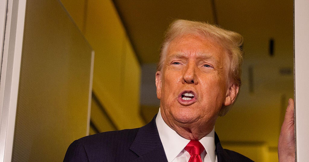 Trump calls on Senate GOP to scrap filibuster to end government shutdown