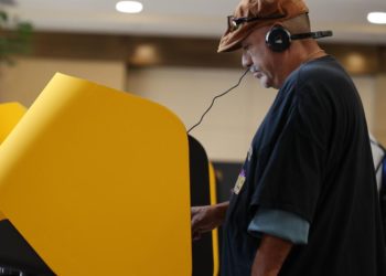 Trump, contradicting the California GOP, opposes early and mail-in voting in Prop. 50 election