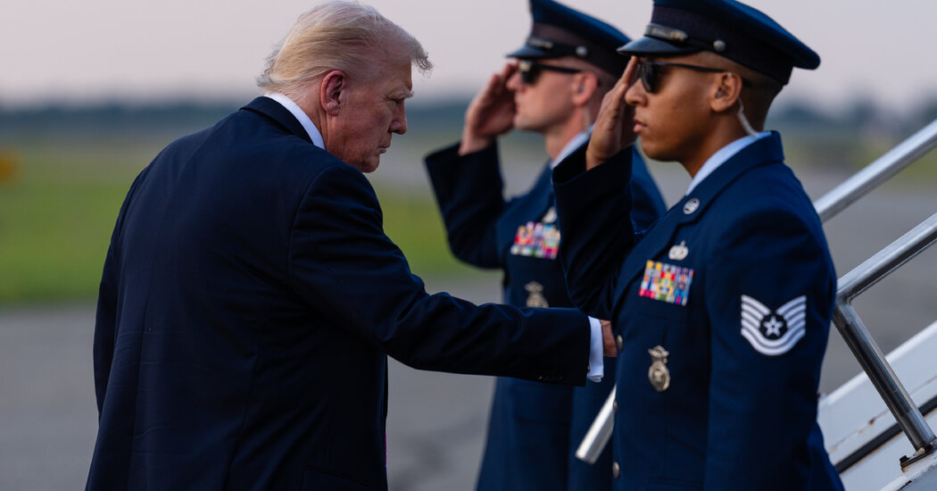 Trump to Use $130 Million Donation to Help Pay Troops