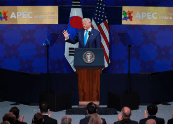 Trump visits South Korea as he attempts to secure billions in investment