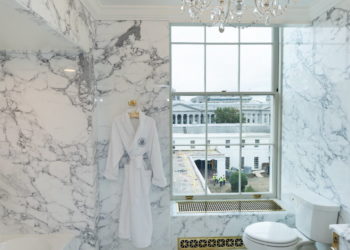 Trump’s Latest White House Makeover: The Lincoln Bathroom in Marble and Gold