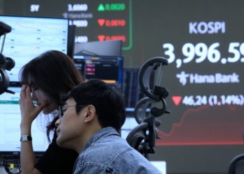 Trump’s charm offensive in Asia sends Nikkei 225 to record heights