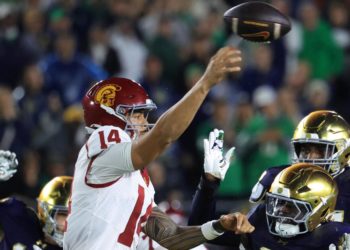 Turnovers haunt USC during costly rain-soaked loss at Notre Dame