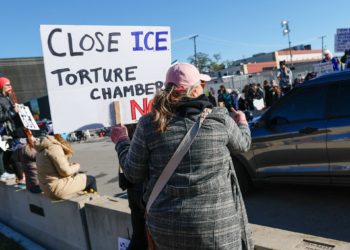 US Democratic congressional candidate indicted for Chicago ICE protest
