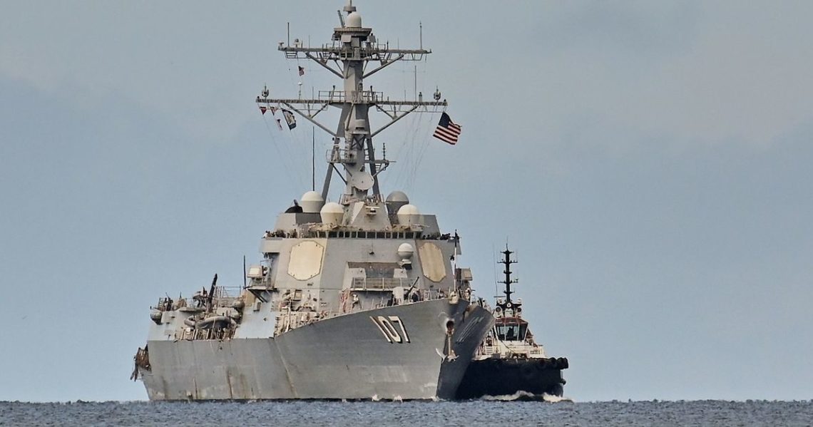 US warship docks in Trinidad and Tobago, puts more pressure on Venezuela