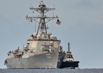 US warship docks in Trinidad and Tobago, puts more pressure on Venezuela