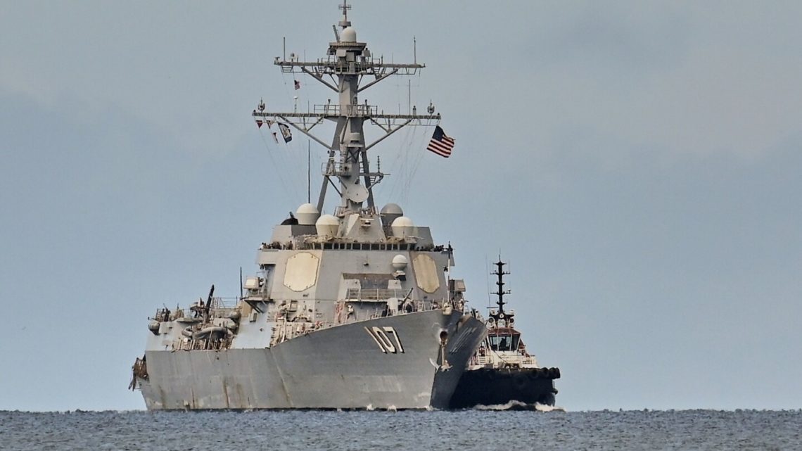 US warship docks in Trinidad and Tobago, putting more pressure on Venezuela