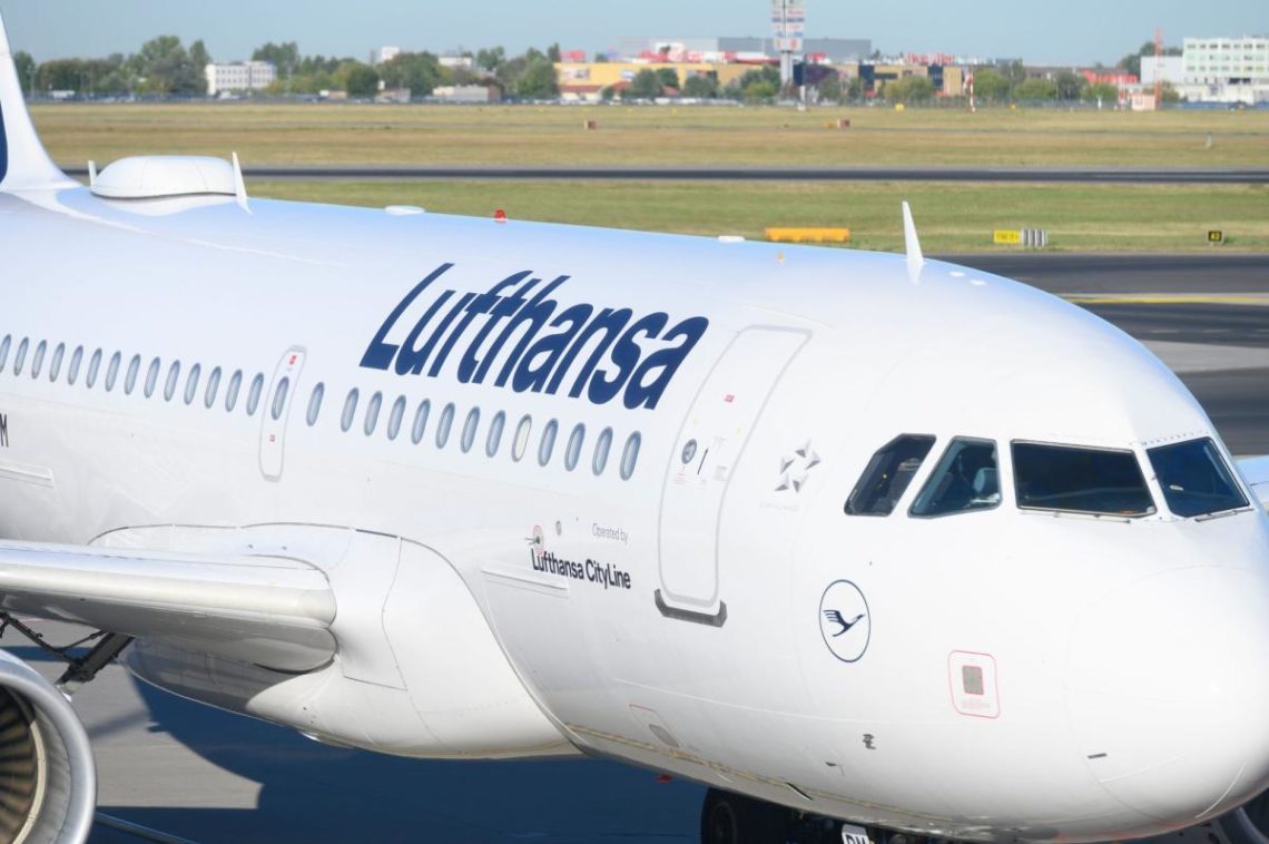 Unhinged foreign master’s student allegedly stabbed 2 teens with fork, slapped passenger on Chicago flight to Germany