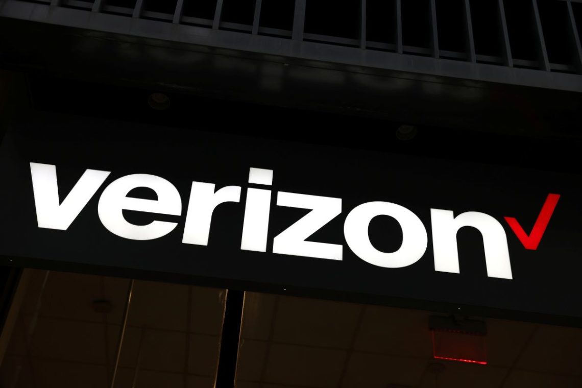 VZ Stock Update: Verizon Shares Rise Despite Revenue Miss; New CEO Signals Turnaround Effort