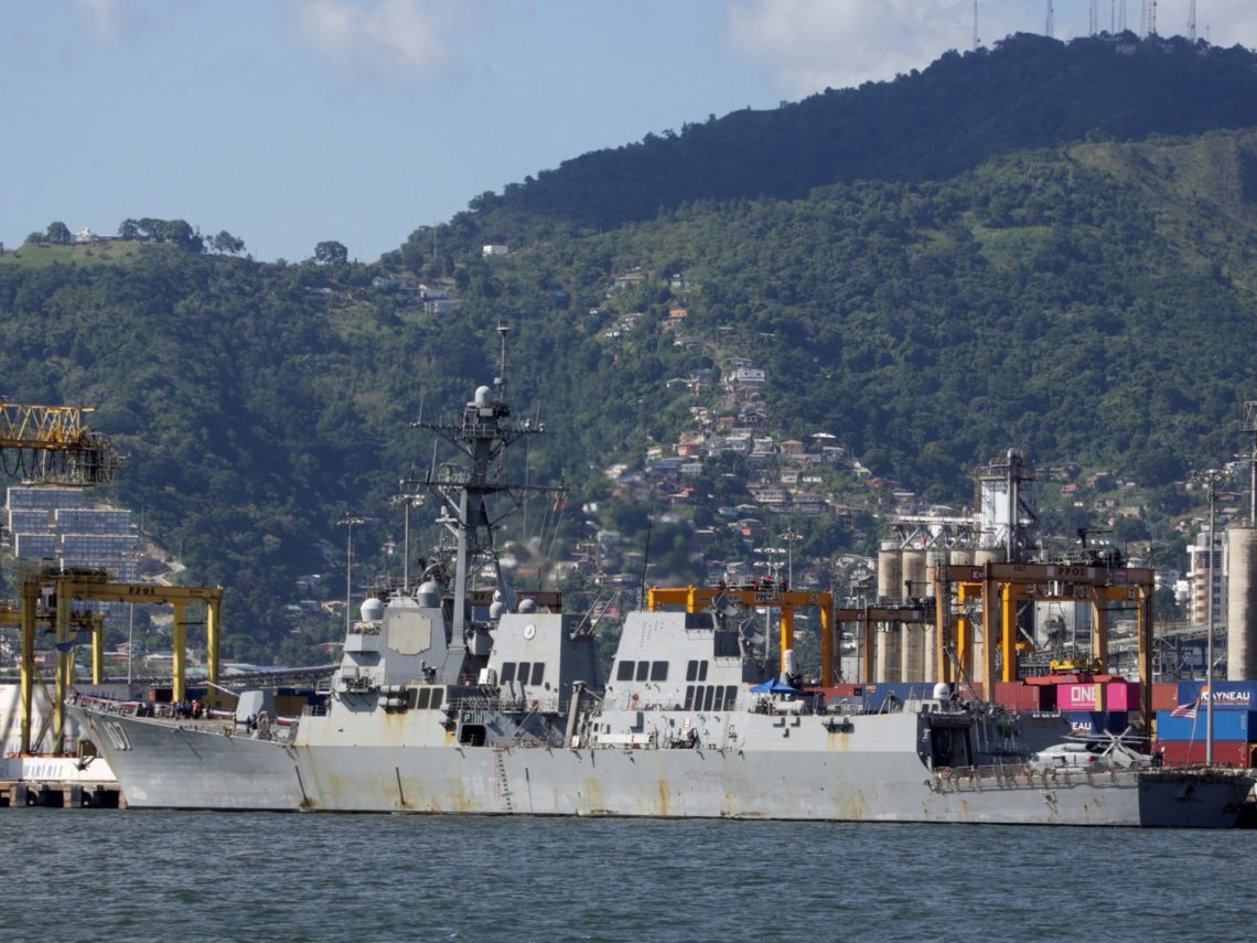 Venezuela suspends Trinidad and Tobago gas accord over US warship visit