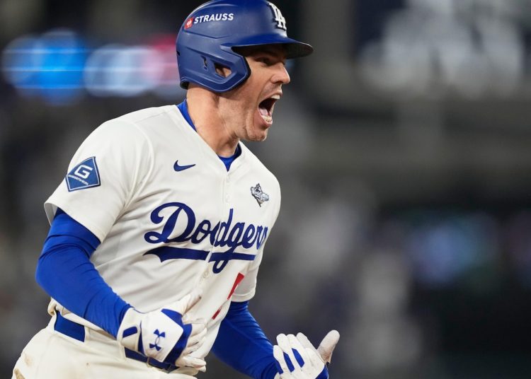 Walk-off homer lifts Dodgers over Blue Jays in historic Game 3