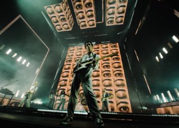 Watch The 1975 Frontman Matty Healy and Mk.gee Surprise Fans by Joining Dijon on Stage in LA