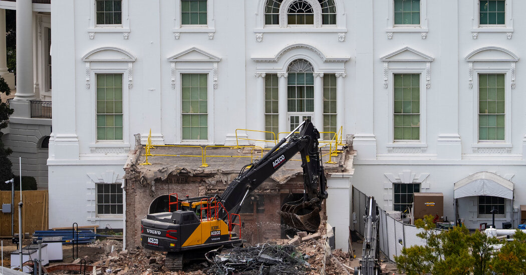 White House Fires Commission Overseeing Trump’s D.C. Building Projects