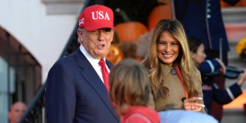 White House opens South Lawn to trick-or-treaters for Halloween celebration with Trumps