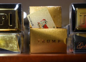 Who Holds the High Cards in Sino-American Supply Chain Poker?