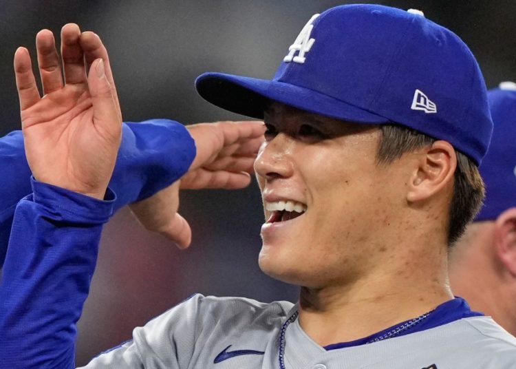 Yamamoto, Dodgers level MLB World Series against Blue Jays in Game 2