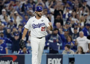 ‘Got an out’: Inside Clayton Kershaw’s brief but clutch appearance in World Series Game 3