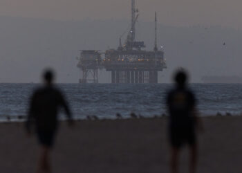 Trump Is Said to Propose a Plan That Would Open California Waters to Drilling