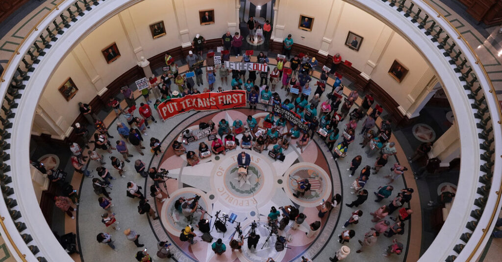 Texas Asks Supreme Court to Clear Way for Republican-Friendly Congressional Map