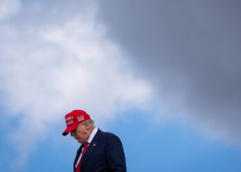 Shorter Days, Signs of Fatigue: Trump Faces Realities of Aging in Office