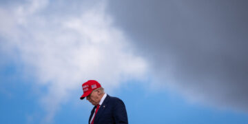 Shorter Days, Signs of Fatigue: Trump Faces Realities of Aging in Office