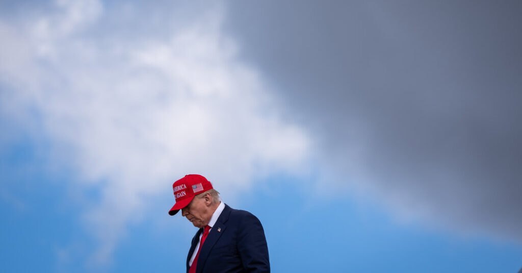 Shorter Days, Signs of Fatigue: Trump Faces Realities of Aging in Office