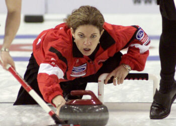 Colleen Jones, Curling Champion and Broadcaster, Dies at 65