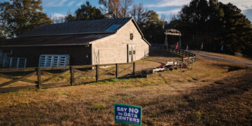 ‘The New Price of Eggs.’ The Political Shocks of Data Centers and Electric Bills