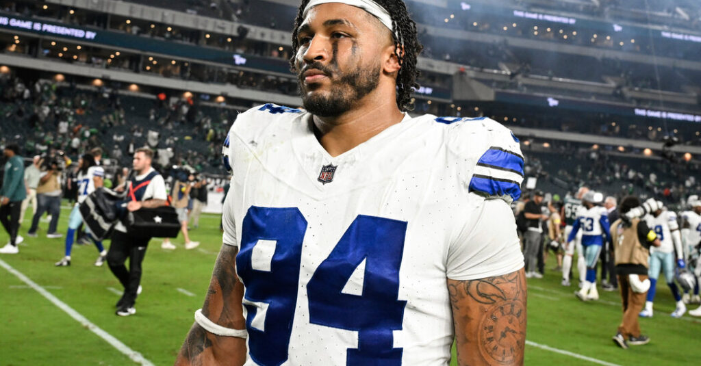 A Touchdown, Then Tragedy, for a Man Who ‘Gave All He Could Give’