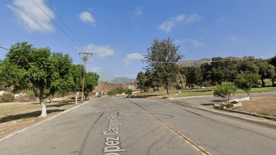 1 killed, 1 hospitalized after drive-by shooting in Sylmar