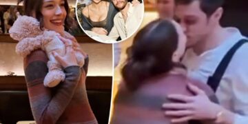 Pete Davidson and pregnant Elsie Hewitt share passionate kiss at bunny-themed baby shower