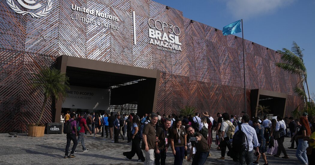 Missing at U.N.’s Climate Meeting: American Executives