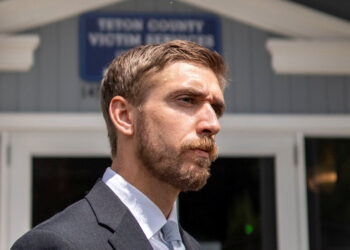 Trump Pardons Runner Who Took Prohibited Shortcut on Grand Teton