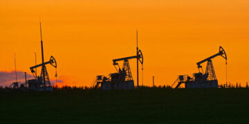 There’s a New Forecast for Peak Oil Demand. It’s Increasingly Cloudy.