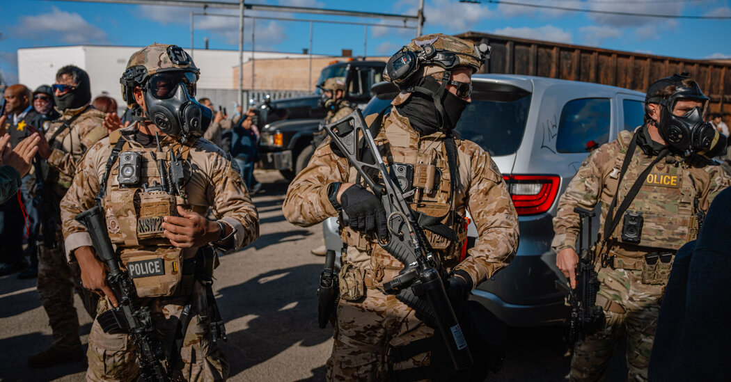 Federal Judge Plans to Release Some Immigrants Arrested in Chicago Area