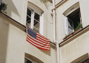 For Some, ‘the New American Dream Is to Leave’