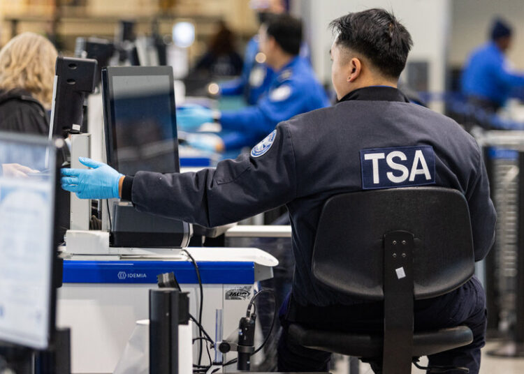 Some T.S.A. Workers to Get $10,000 Bonuses for Shutdown Work