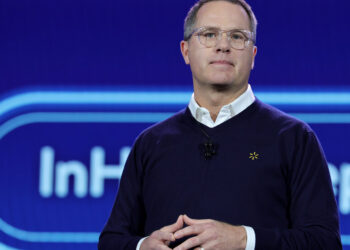 Walmart C.E.O. Doug McMillon to Step Down