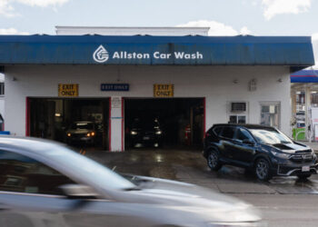 Boston University Student Faces Backlash After He Called ICE on Workers