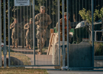 Pentagon to Withdraw Some National Guard Troops From Chicago and Portland