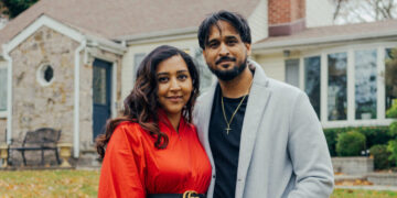 They Rushed to Buy Homes During the Pandemic. Now, Some Feel Trapped.